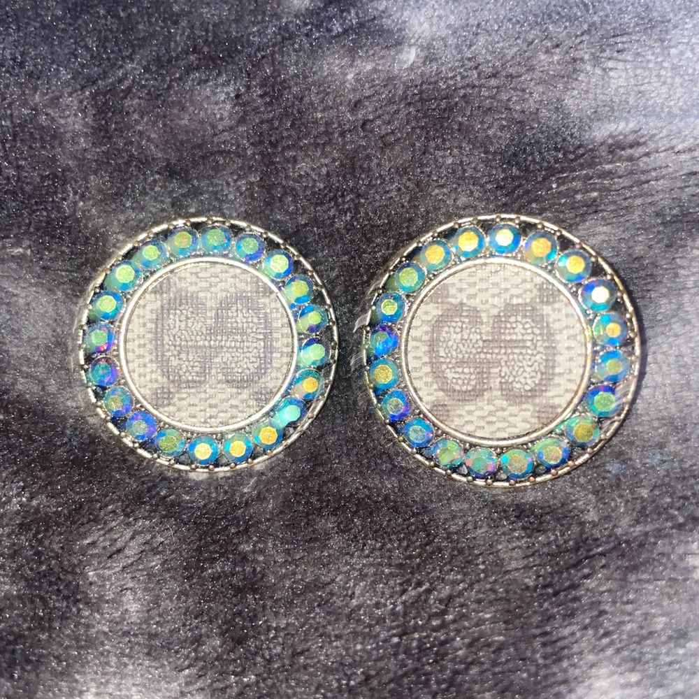 GG print stud earrings